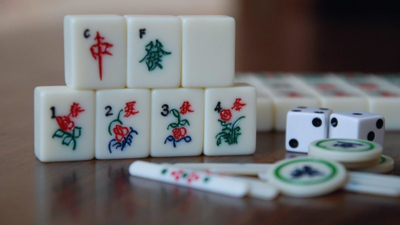 掼蛋心理博弈：像捕鱼达人小游戏一样精准制胜